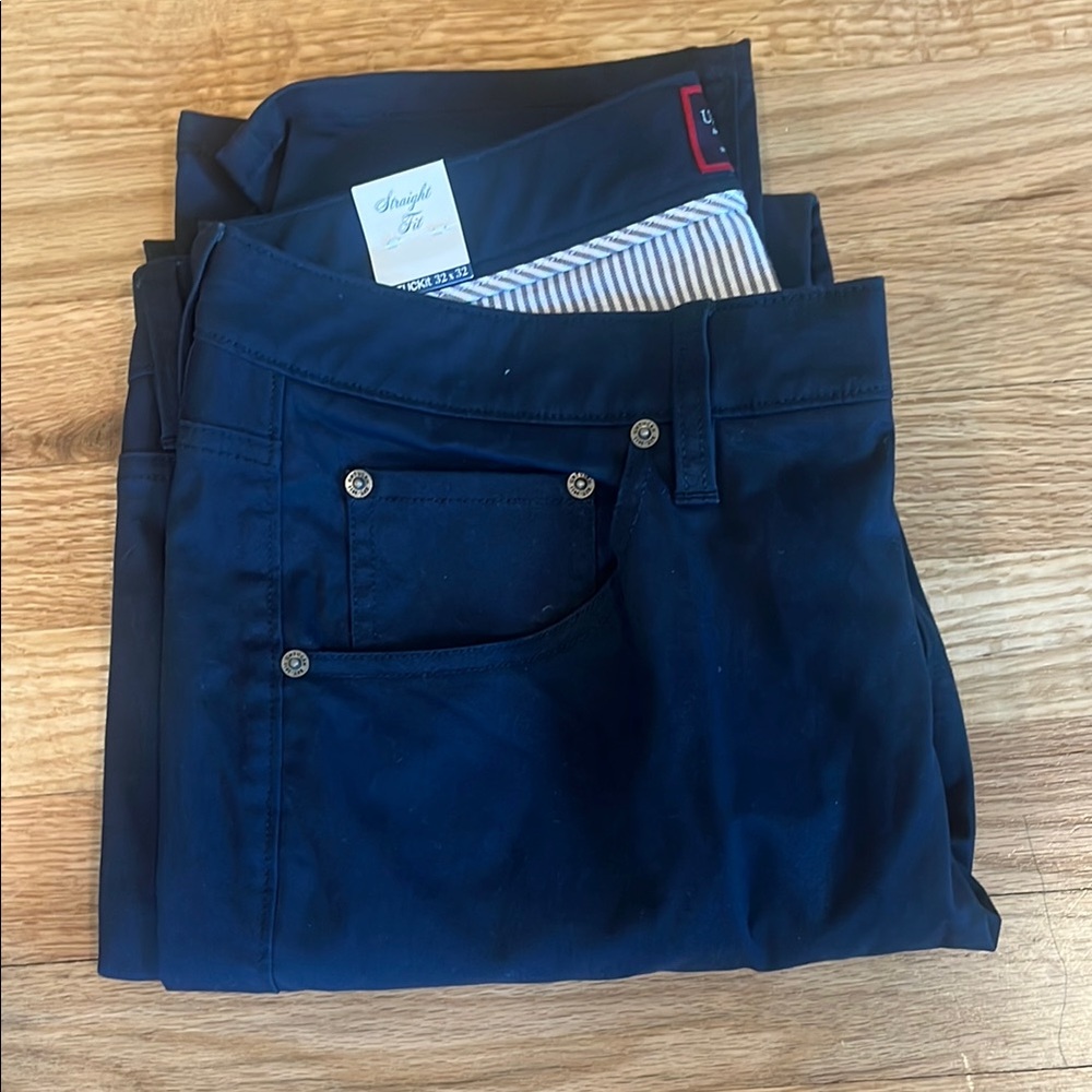 [NWT] UNTUCKit Straight Fit Classic Chino Pants - Size 32W x 32L